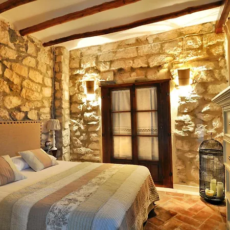 Holiday home Adarve De Olivares